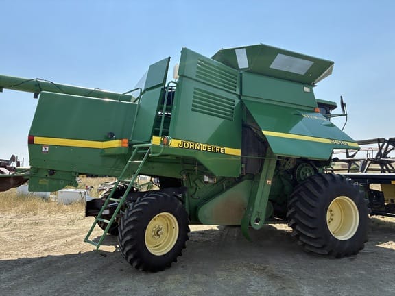 1998 John Deere 9610 Equipment Image0