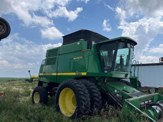 Image of John Deere 9610 equipment image 1