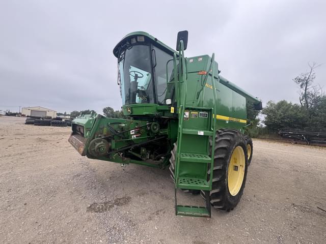 Image of John Deere 9610 equipment image 1