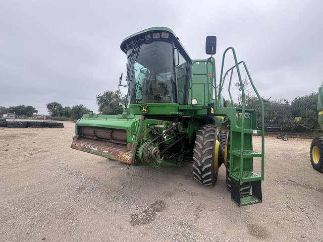 Image of John Deere 9610 equipment image 2