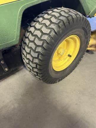 Image of John Deere F525 equipment image 4