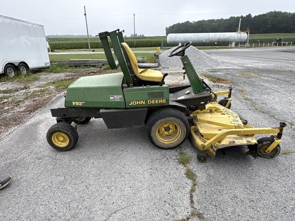 1998 John Deere F935 Equipment Image0