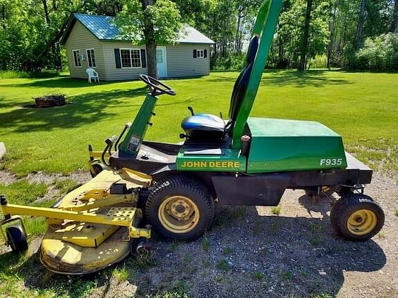 Image of John Deere F935 Primary image