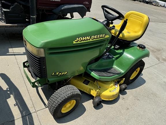 Image of John Deere LX279 Primary image