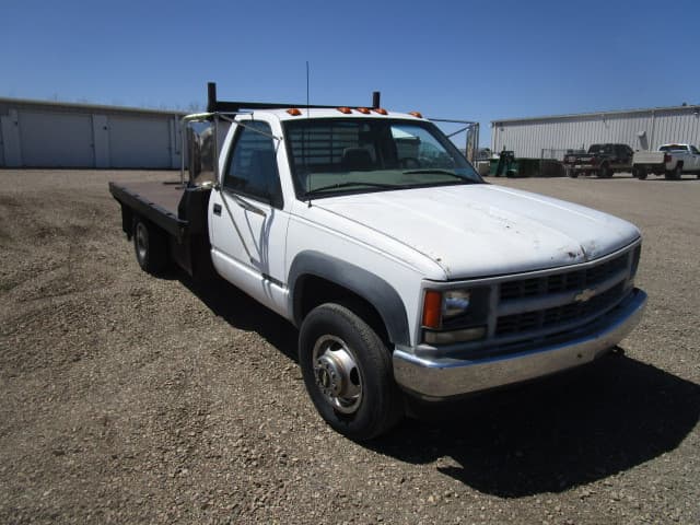 Image of Chevrolet 3500 equipment image 1