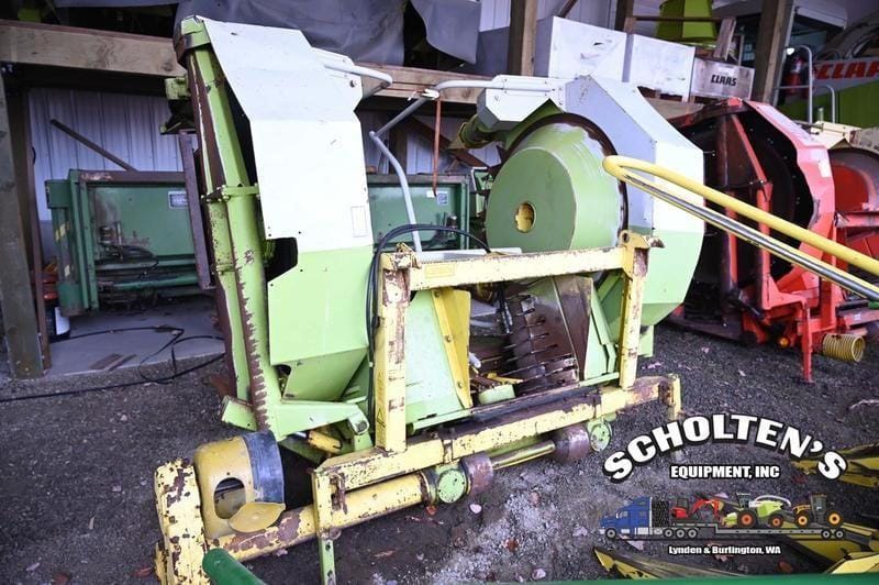 1998 Kemper Champion 4500 Equipment Image0