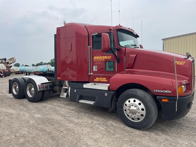 Image of Kenworth T600 equipment image 4