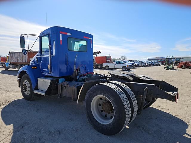 Image of Kenworth T300 equipment image 4