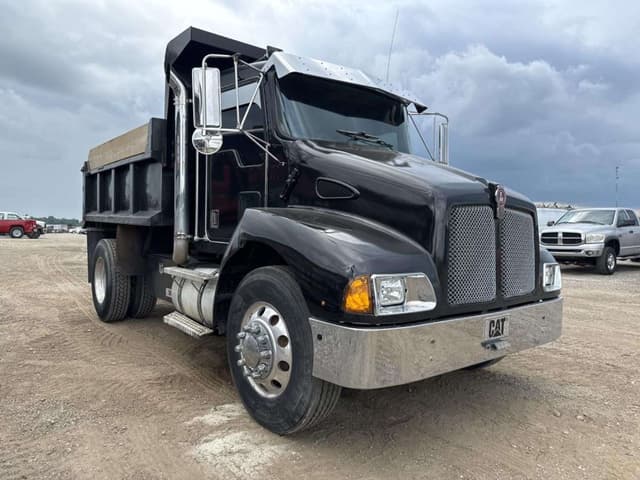 Image of Kenworth T300 equipment image 3