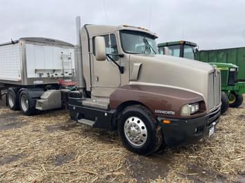 Main image Kenworth T600