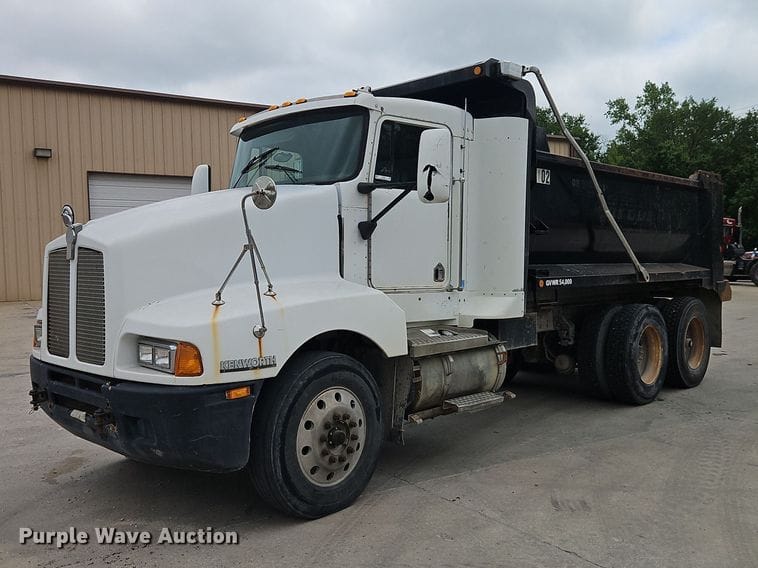 1998 Kenworth T600 Equipment Image0