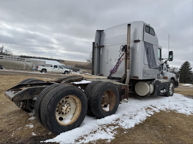 Image of Kenworth T600 equipment image 3