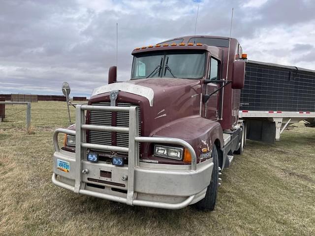 Image of Kenworth T600 equipment image 3