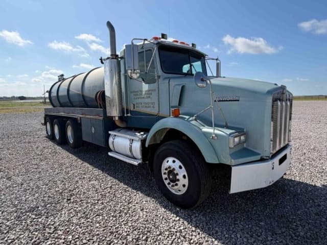 Image of Kenworth T80 equipment image 2