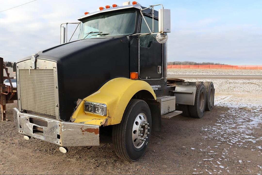 Image of Kenworth T800 Primary image