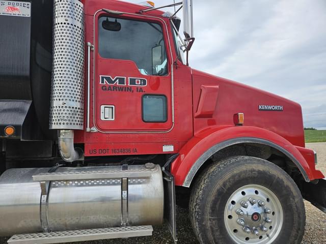 Image of Kenworth T800 equipment image 4