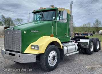 Main image Kenworth T800