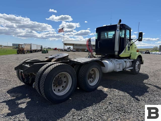 Image of Kenworth T800 equipment image 4