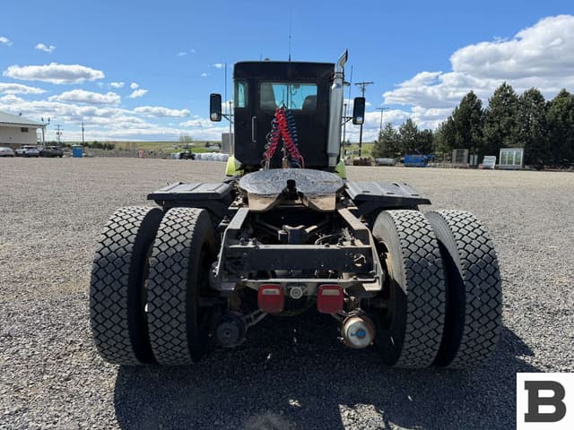 Image of Kenworth T800 equipment image 3