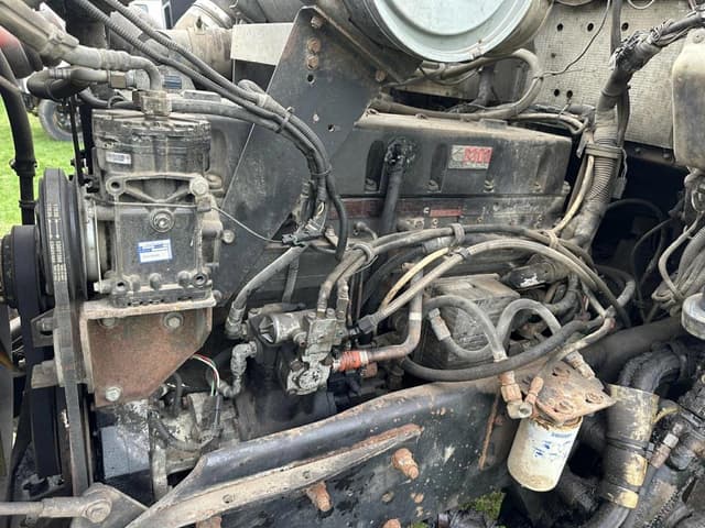 Image of Kenworth W900 equipment image 4