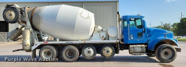 Image of Kenworth W900B equipment image 3