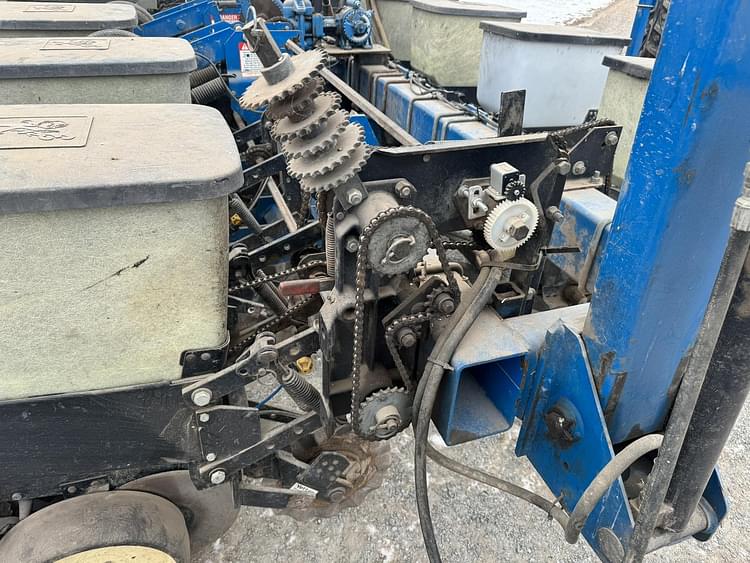 Main image Kinze 2500 18