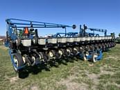 Thumbnail image Kinze 2600 8