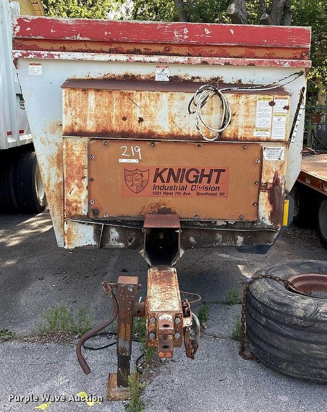 Image of Knight 8030 equipment image 1