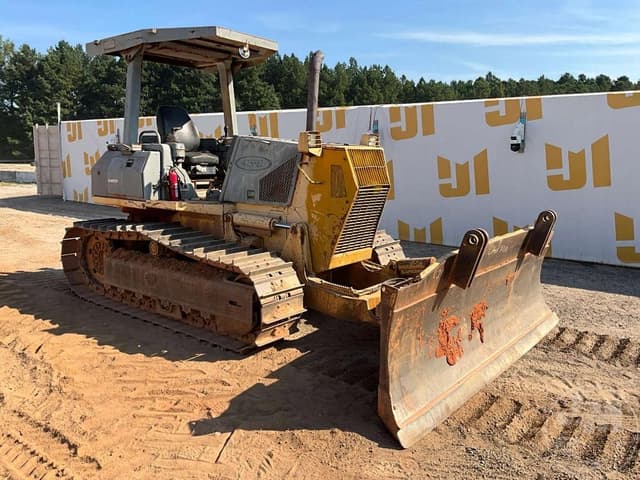 Image of Komatsu D41E-6 equipment image 2