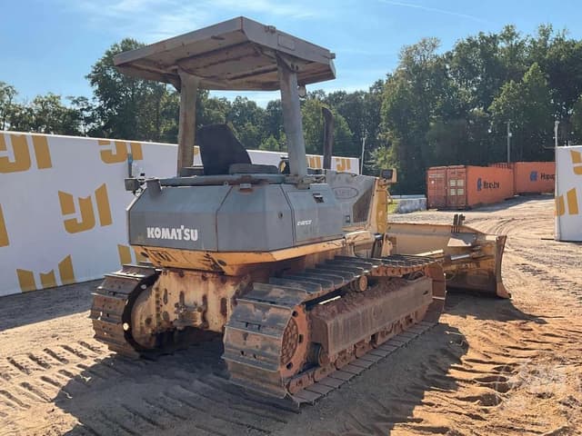 Image of Komatsu D41E-6 equipment image 4