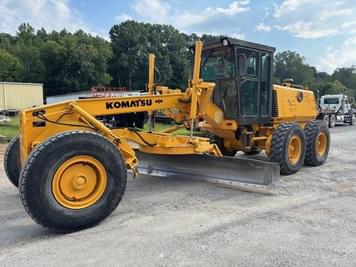 Main image Komatsu GD530A
