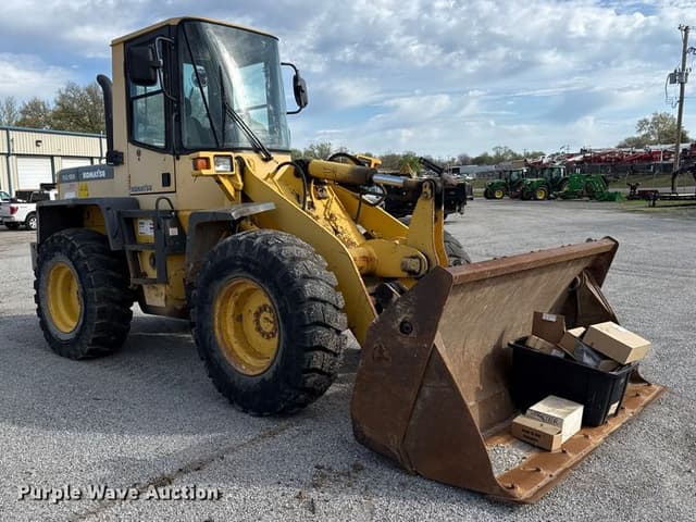 Image of Komatsu WA180 equipment image 2