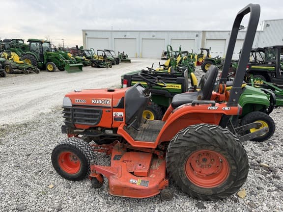 Image of Kubota B7300 equipment image 4