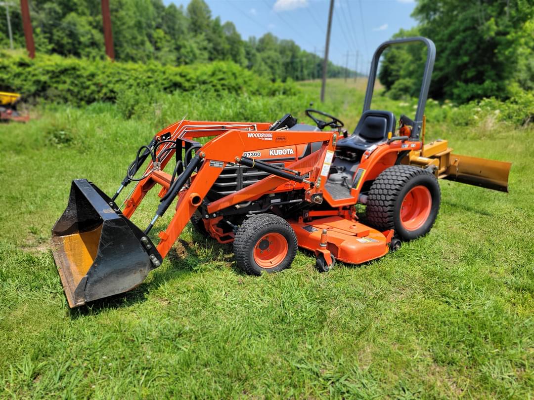 Image of Kubota B7300 Primary image