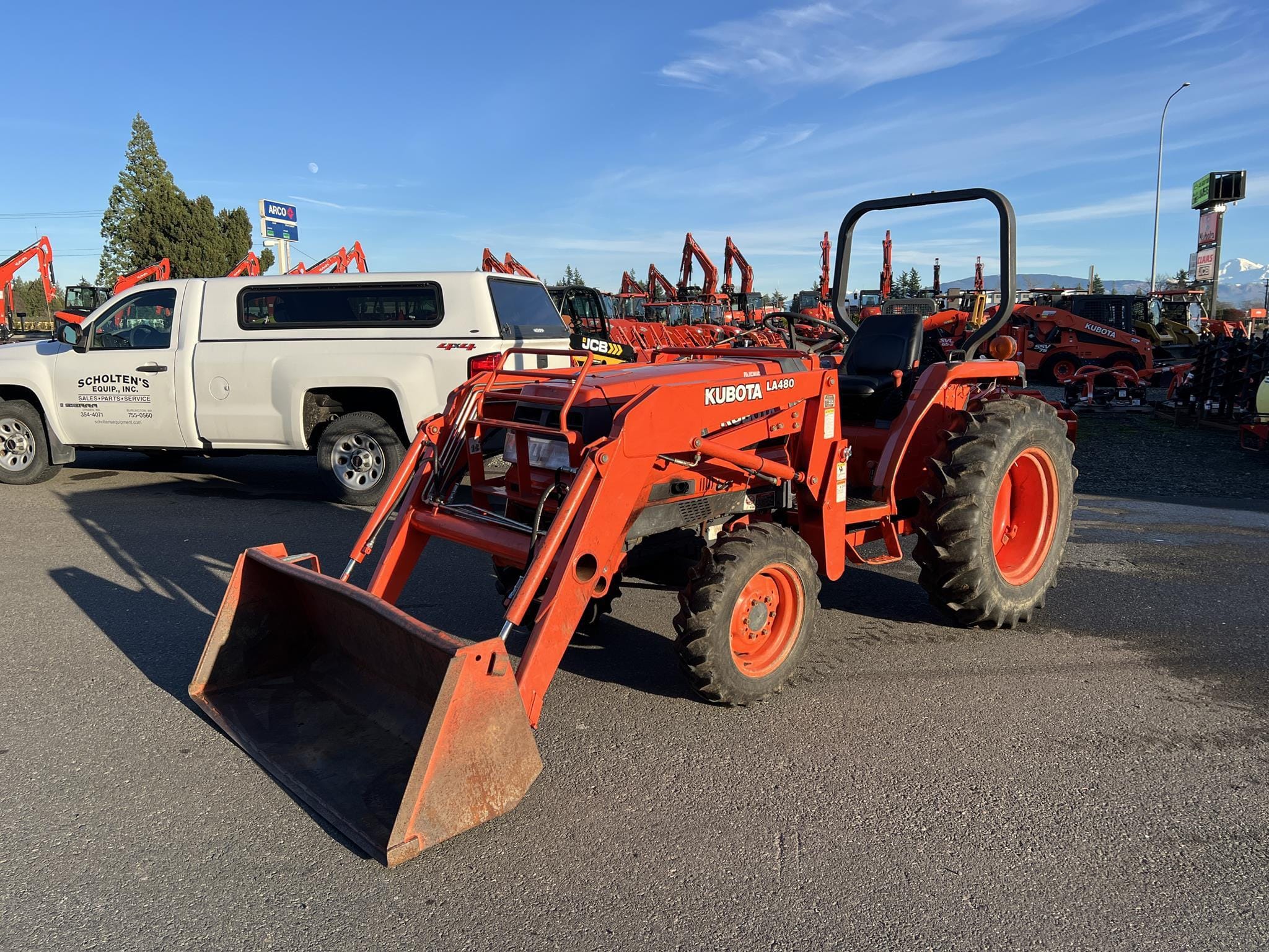 1998 Kubota L2900DT Equipment Image0