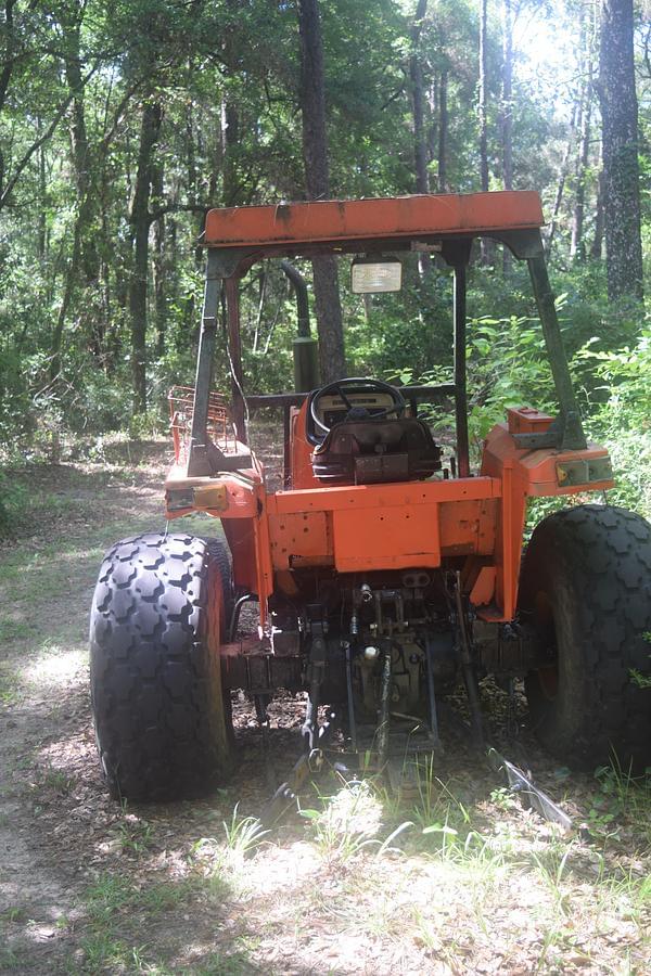 Image of Kubota M4950 equipment image 1