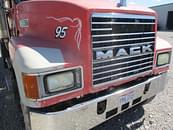 Thumbnail image Mack CH613 8