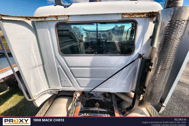 Image of Mack CH613 equipment image 2
