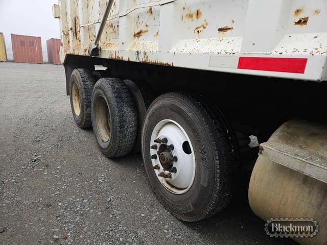 Image of Mack CH613 equipment image 2