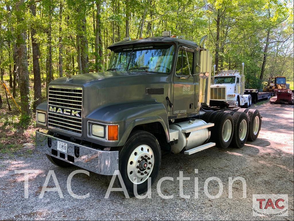 Image of Mack CH613 Primary image