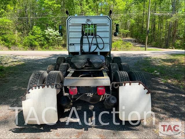 Image of Mack CH613 equipment image 3