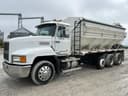 1998 Mack CH613 Image