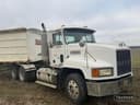1998 Mack CH613 Image
