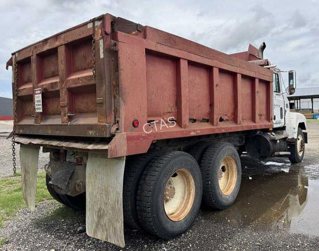 Image of Mack CH613 equipment image 2