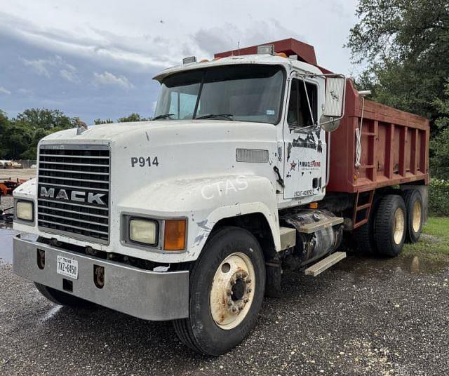 Image of Mack CH613 Primary image
