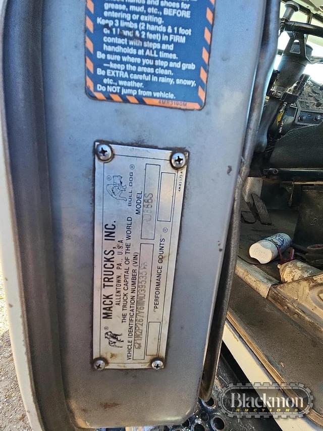 Image of Mack RD688S equipment image 1