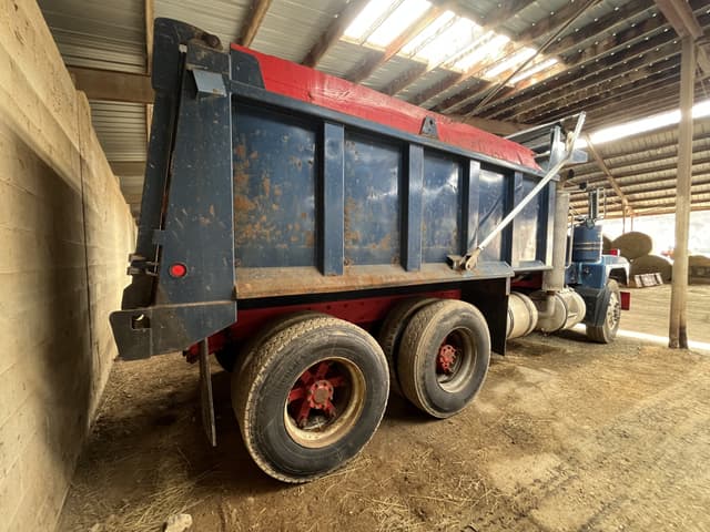 Image of Mack RD688S equipment image 3