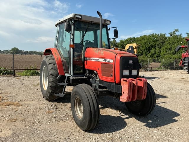 Image of Massey Ferguson 4243 equipment image 2