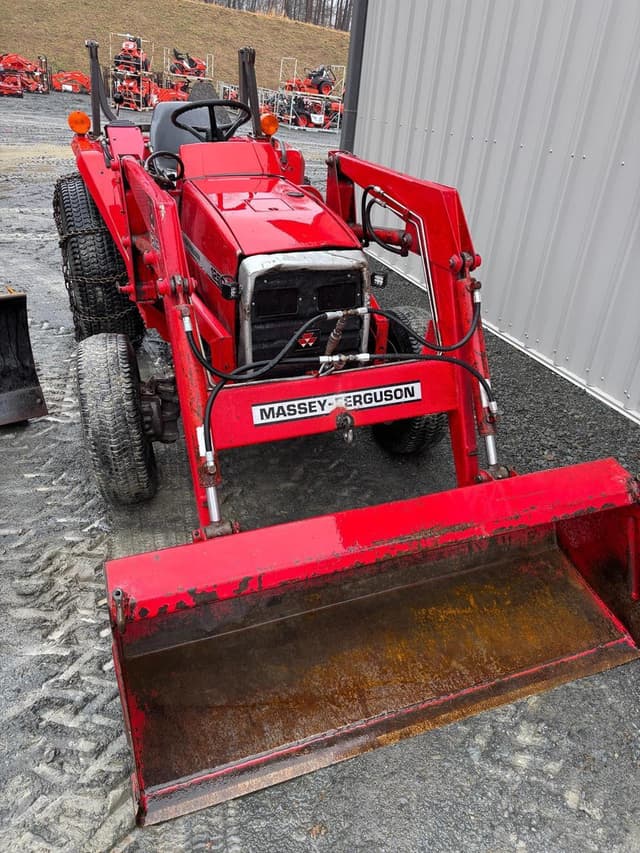 Image of Massey Ferguson 1250 equipment image 2