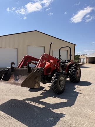 Image of Massey Ferguson 4225 equipment image 4
